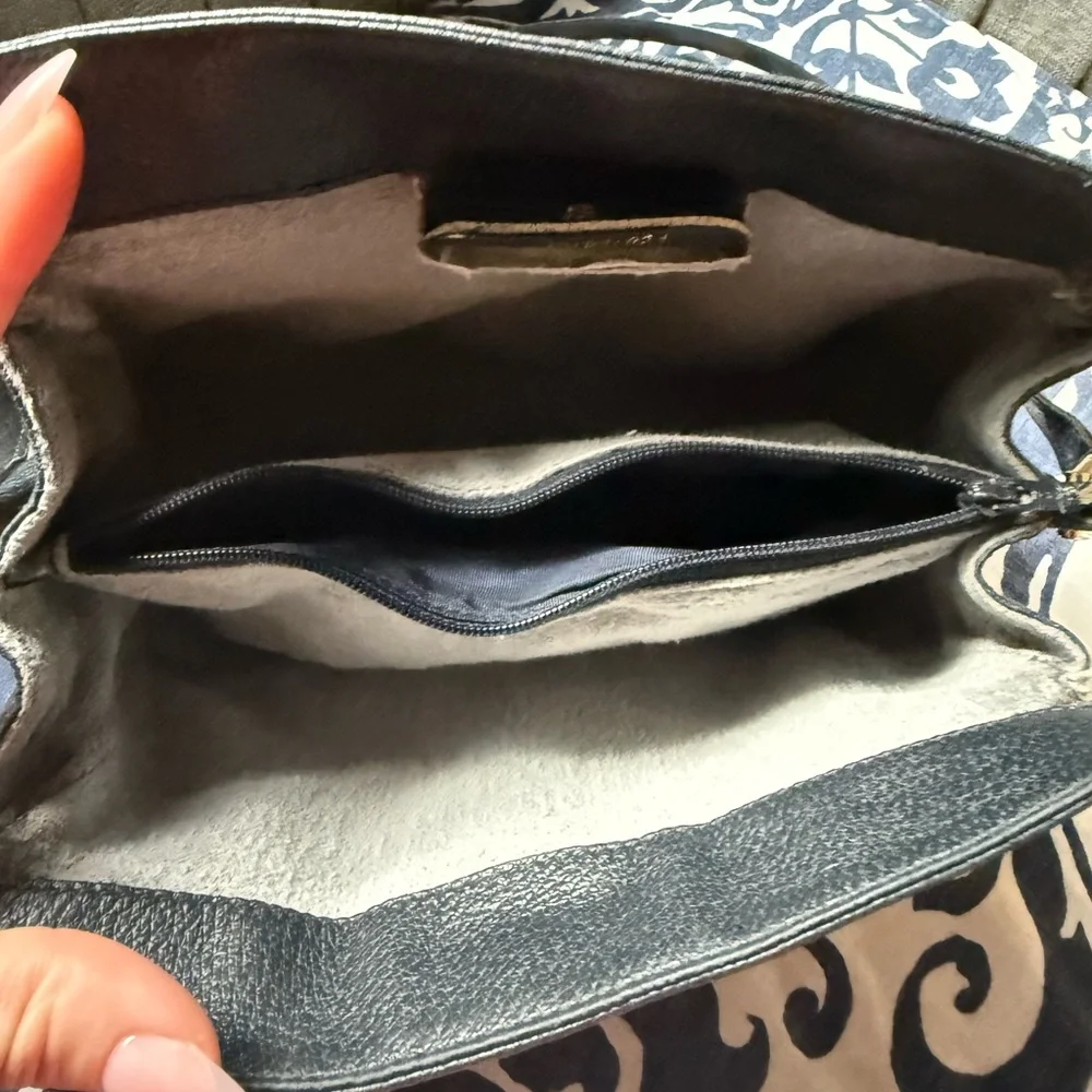 Gucci Beige Monogram Shoulder Bag with Navy and Red Web